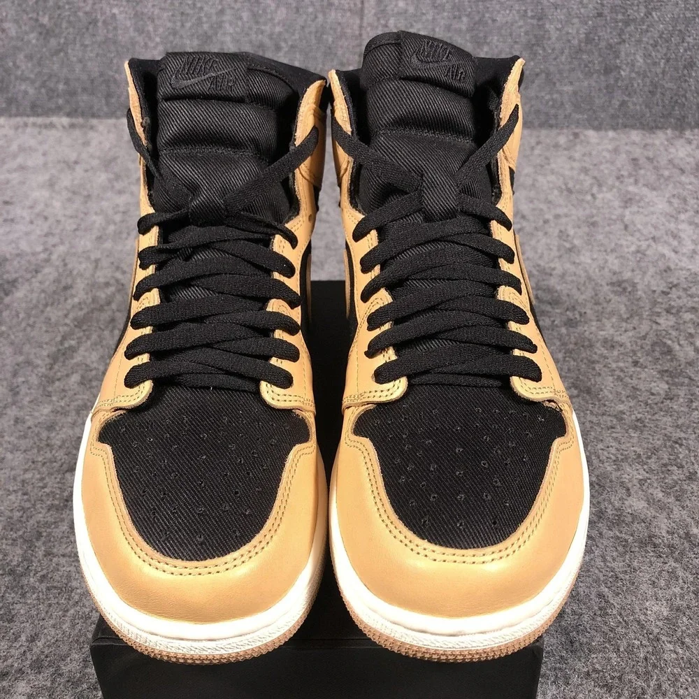 Nike Air Jordan 1‎ Retro High OG Mens Size 9.5 Tan Black Heirloom 555088-202
